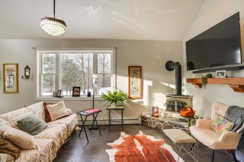 Greenville House | Greenville Country Retreat Near Golfing & Hiking!