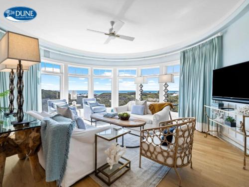 WaterSound Beach Apartment | GULF VIEWS from ALL Bedrooms! 308 Compass Point 1 in WaterSound - Short walk to the beach and pool condo