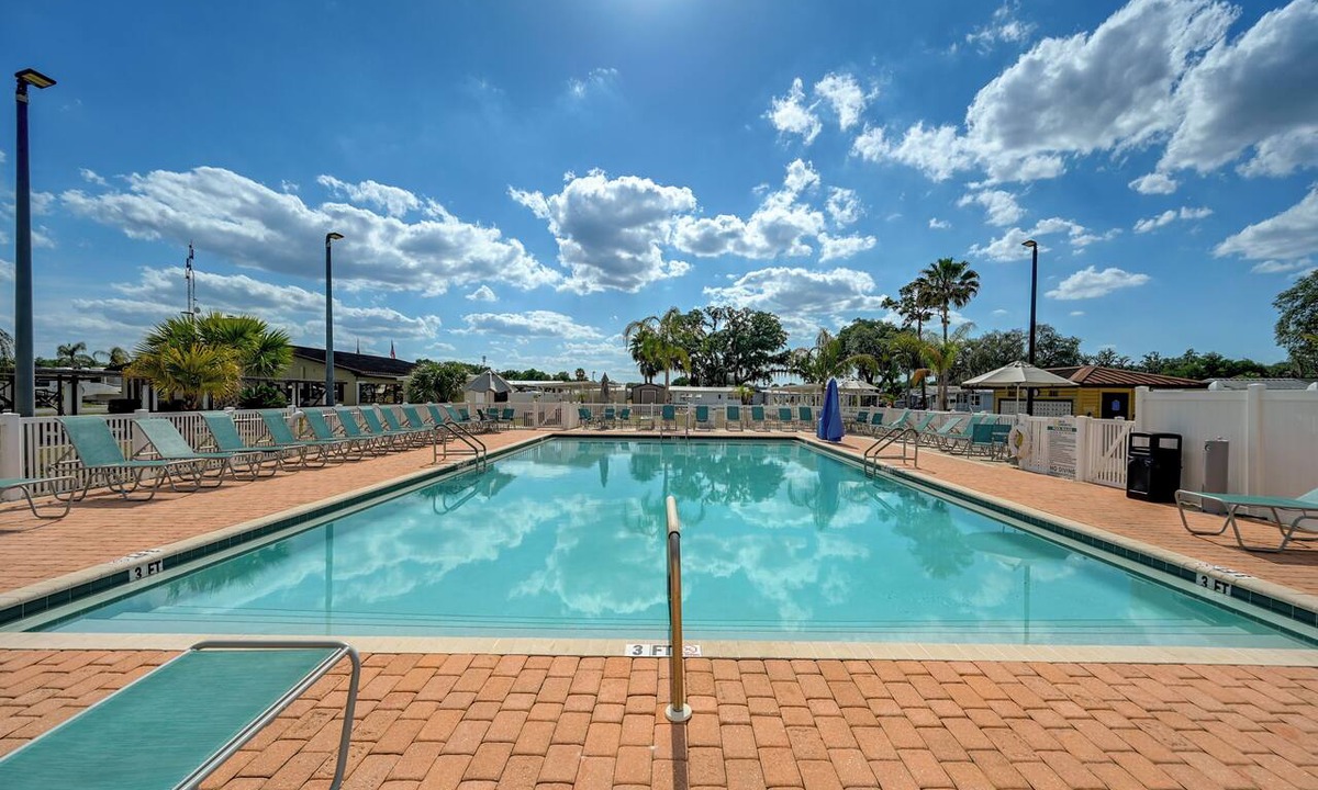 Zephyrhills South House | Heated Pool, Games & Socials! Zephyrhills Home