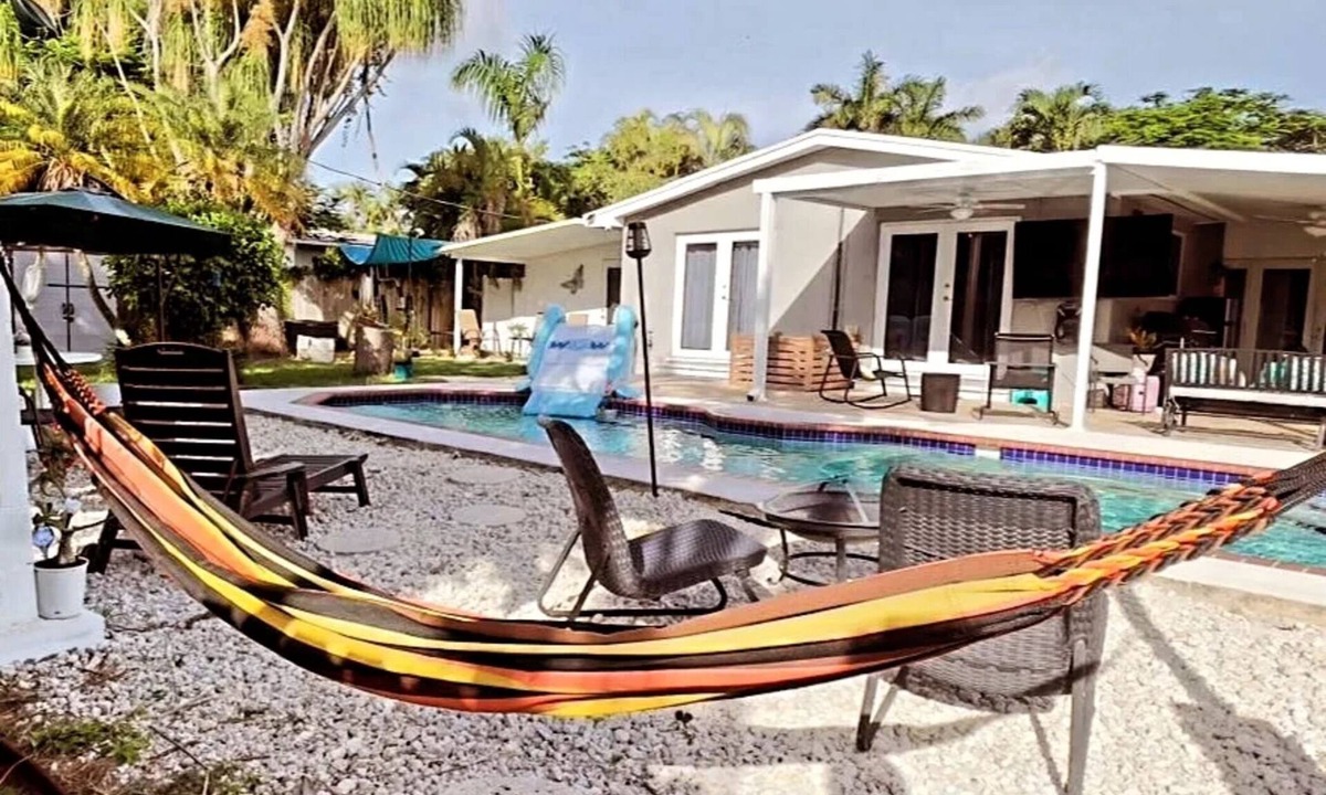 Cutler Bay House | Heated Pool House with Wi-Fi parking available BBQ GRILL(private duplex house)