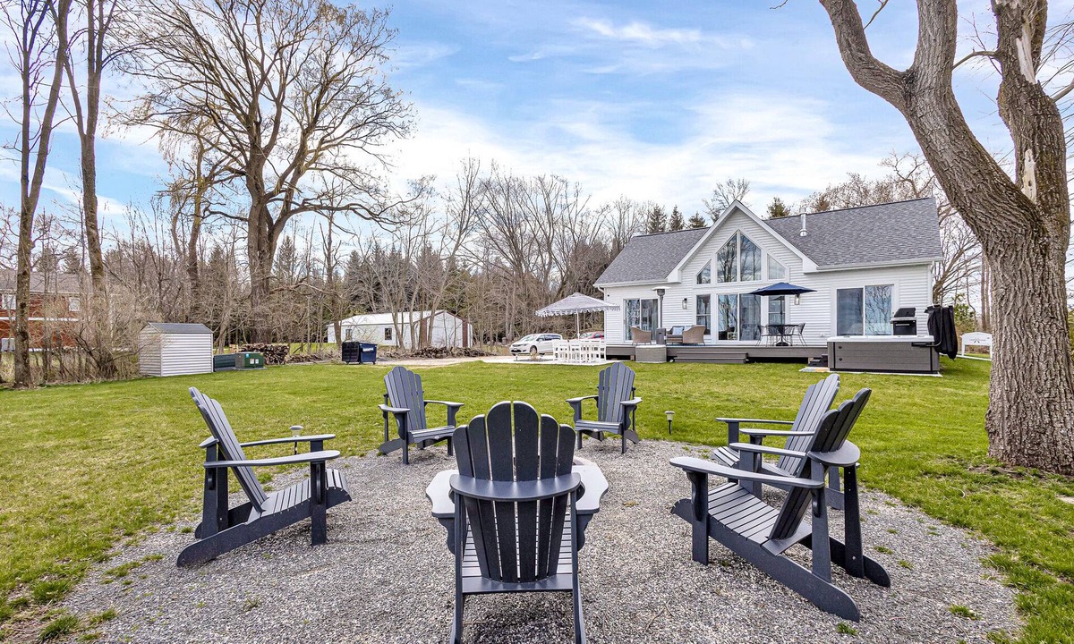 Cleveland House | Hidden Haven - Modern Cottage w/Hot Tub & Views