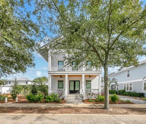 Greenway Park House | Hightide on Hiker