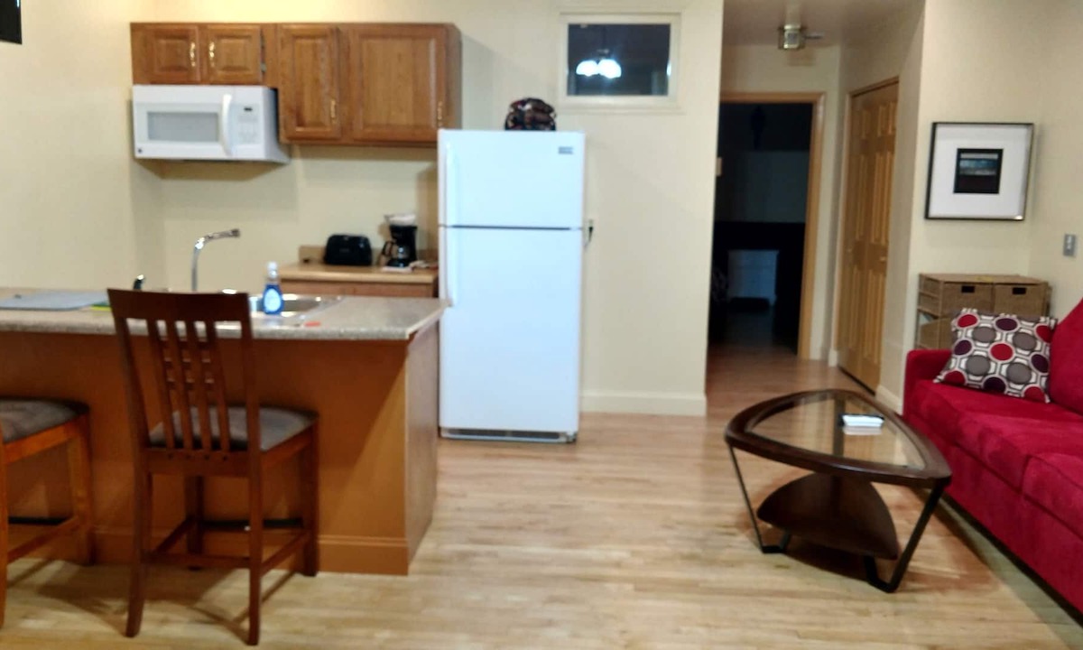 Alverton Condo | Historical Building On Town Square Outdoor Activities Nearby