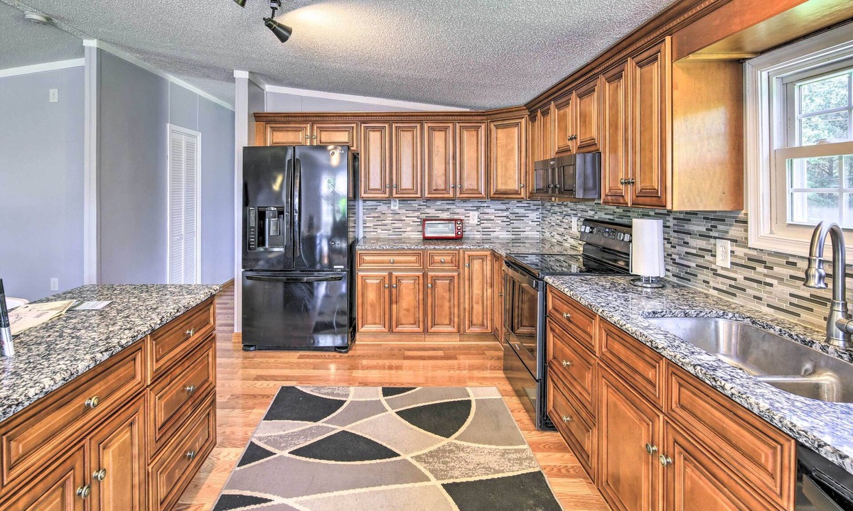 Ingles House | Hiwassee Home w/Mtn + Sunset Views - Dog OK!