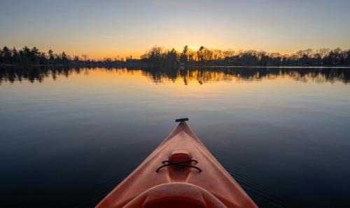 Turtle Lake House | Horseshoe Lake Home with Kayaks and Sunset Views