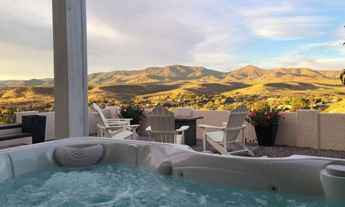 Prescott Country Club House | Hot Tub with Mountain Views, Golfer's Dream