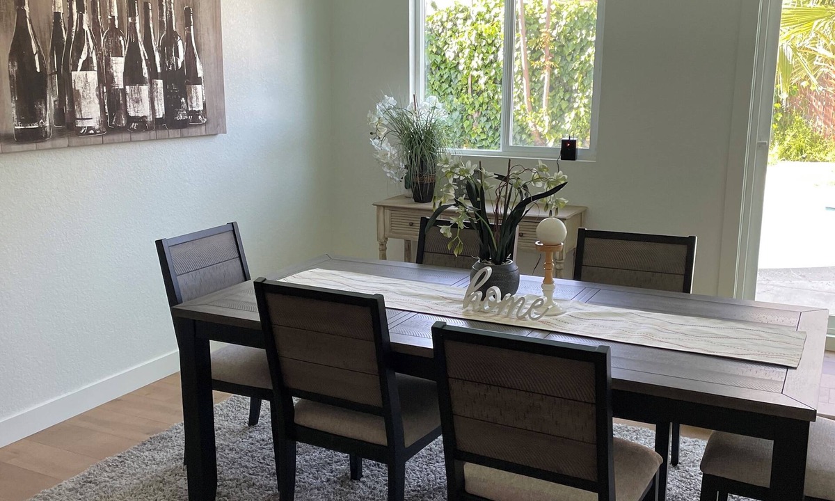 Sacramento House | House with a Vibe in beautiful West Sacramento with swimming pool