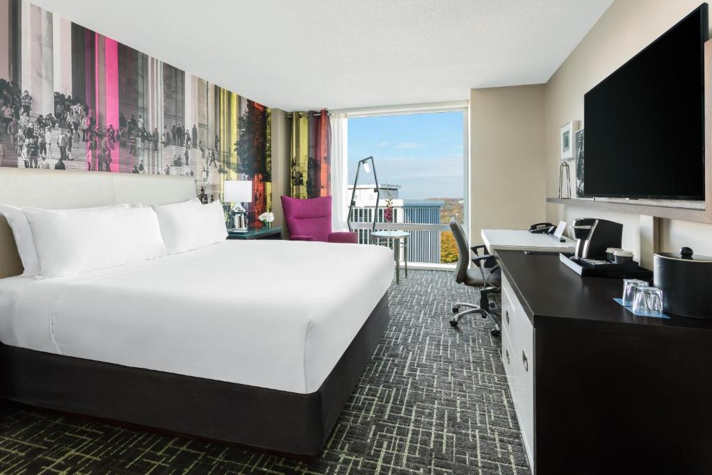 Rosslyn Hotel | Hyatt Centric Arlington