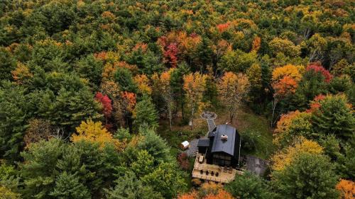 Hammondsport House | Incredible Secluded Cabin with Barrel Sauna, Fire Pit and Deck for an Unforgettable Getaway in the Finger Lakes in New York