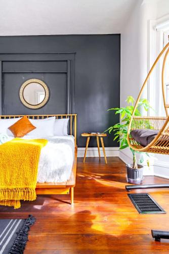 Chillicothe House | Jungle House Luxury Stays - Downtown Chillicothe