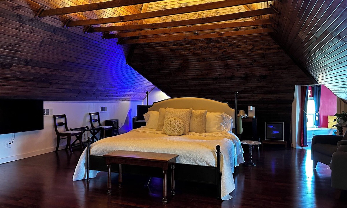 Paola House | Kaskaskia Place