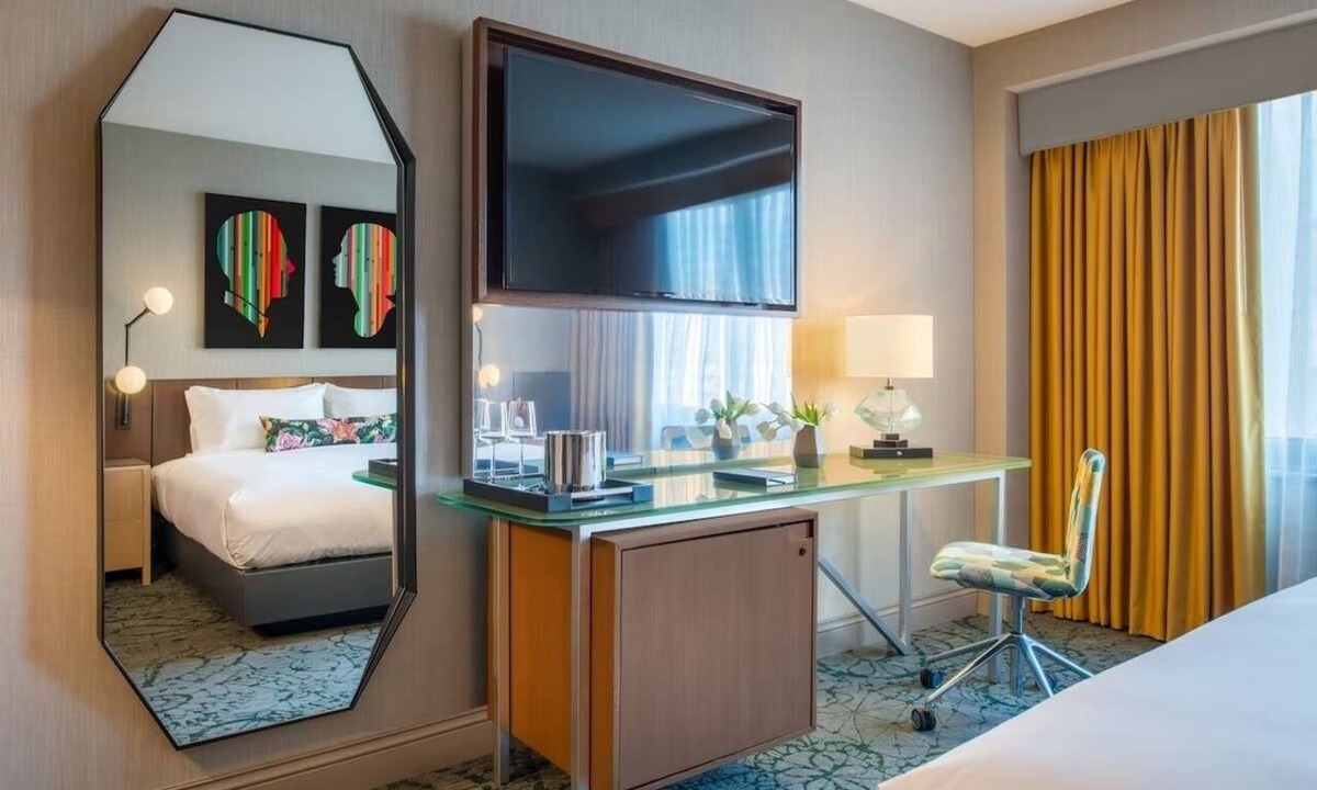 Downtown Washington D.C. Hotel | King Retreat, The Darcy Washington DC, Near White House