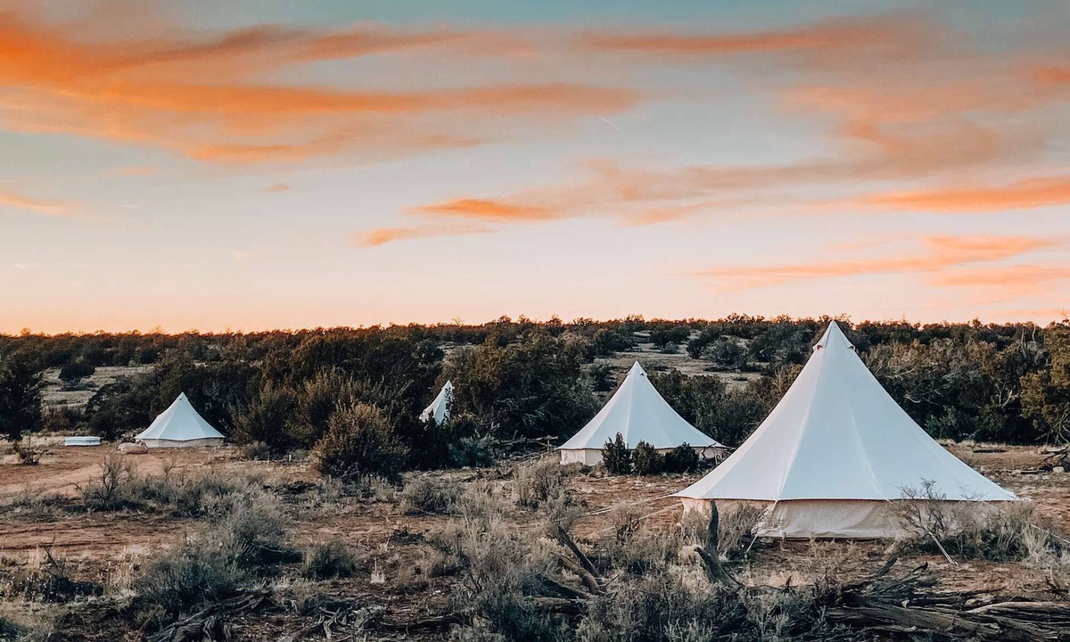 Valle House | King Tent w/Shared Bathroom - Find us among the juniper trees and the open sky.