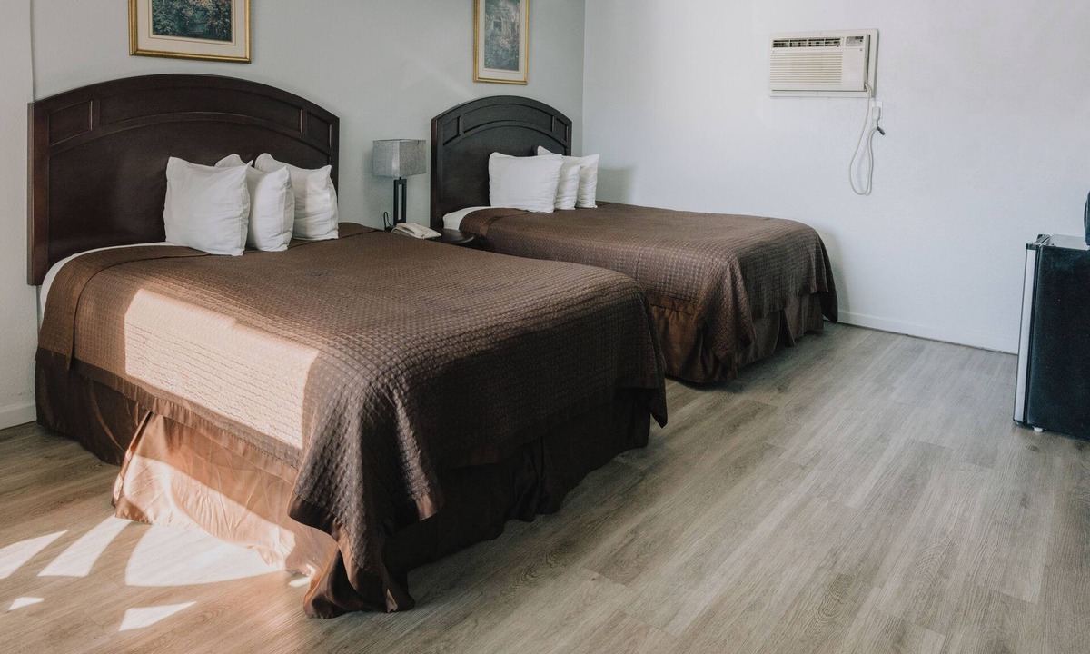 Georgetown Hotel | La Hacienda Motel