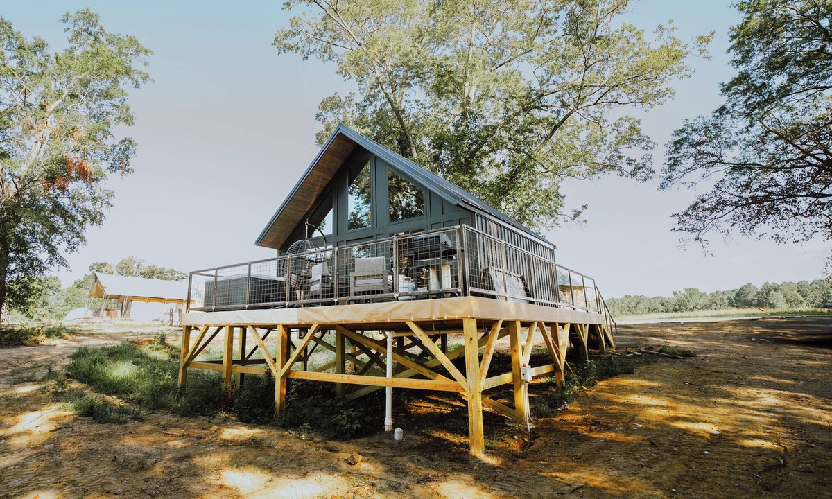 Coosa Resort | Lake Front Modern Cabin: Hot Tub, TV, & Lake Views