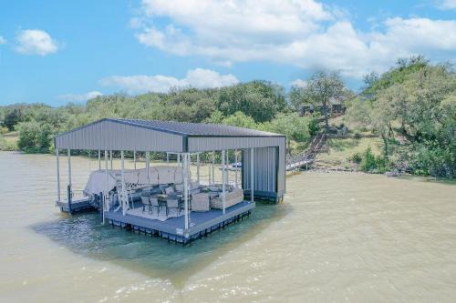 Palo Pinto House | Lake Palo Pinto Home w/Dock: 22 Mi to State Park!