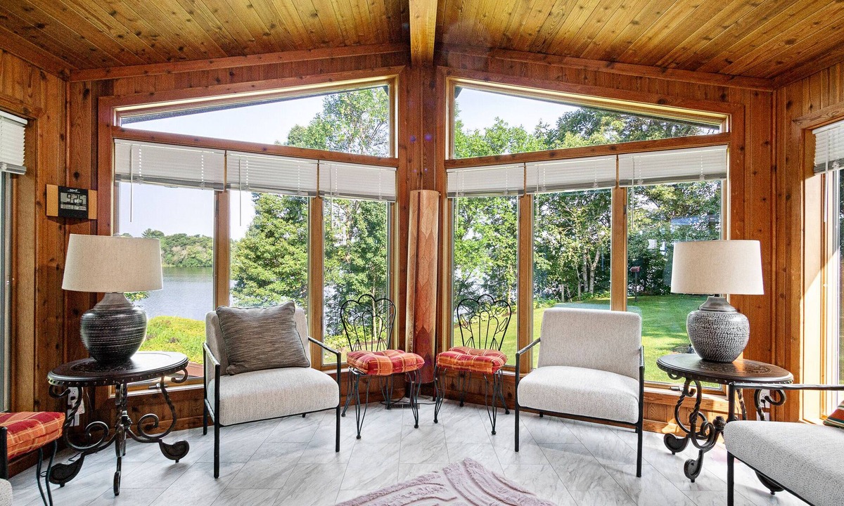 Chippewa Falls House | Lake Wissota Lookout – A Luxury Escape