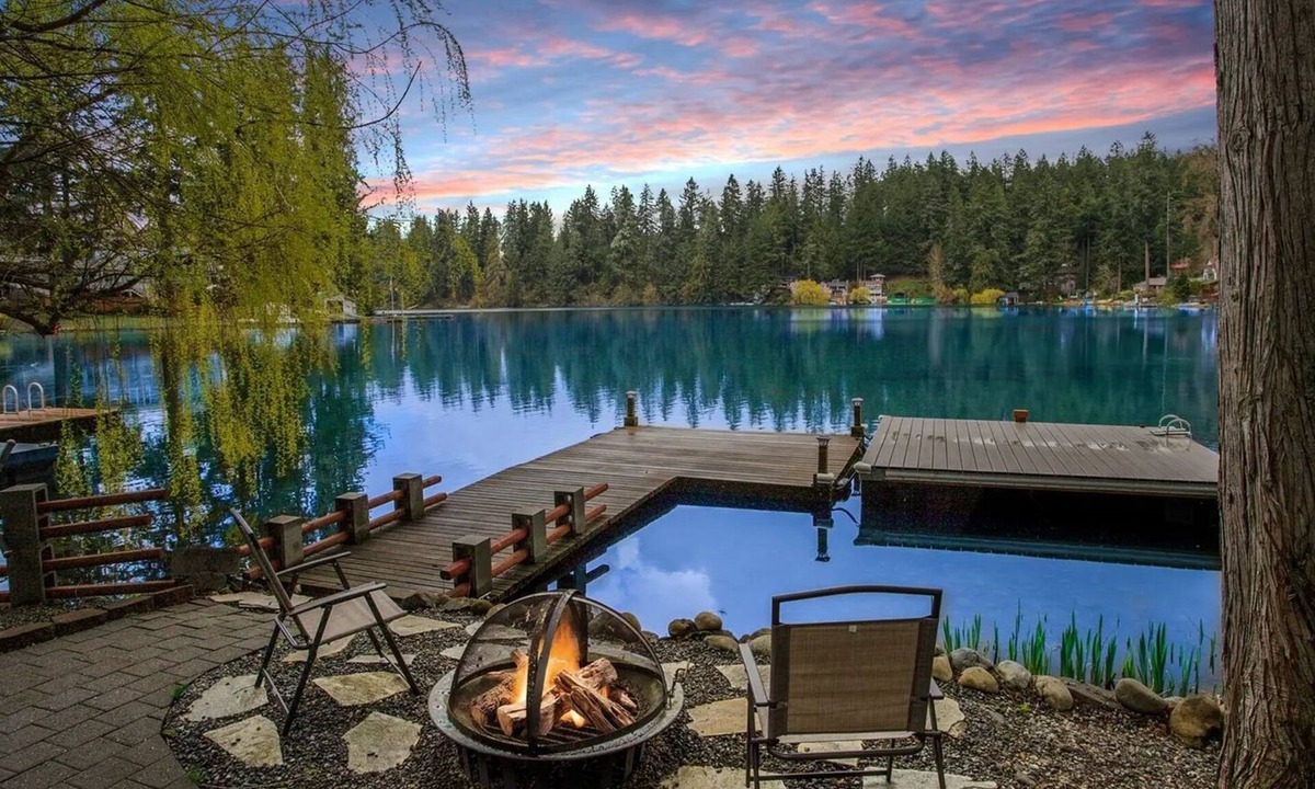 Maple Valley House | Lakefront/Private Dock/Sunset Views/Lakefront Escape/Private Dock/EV Charger