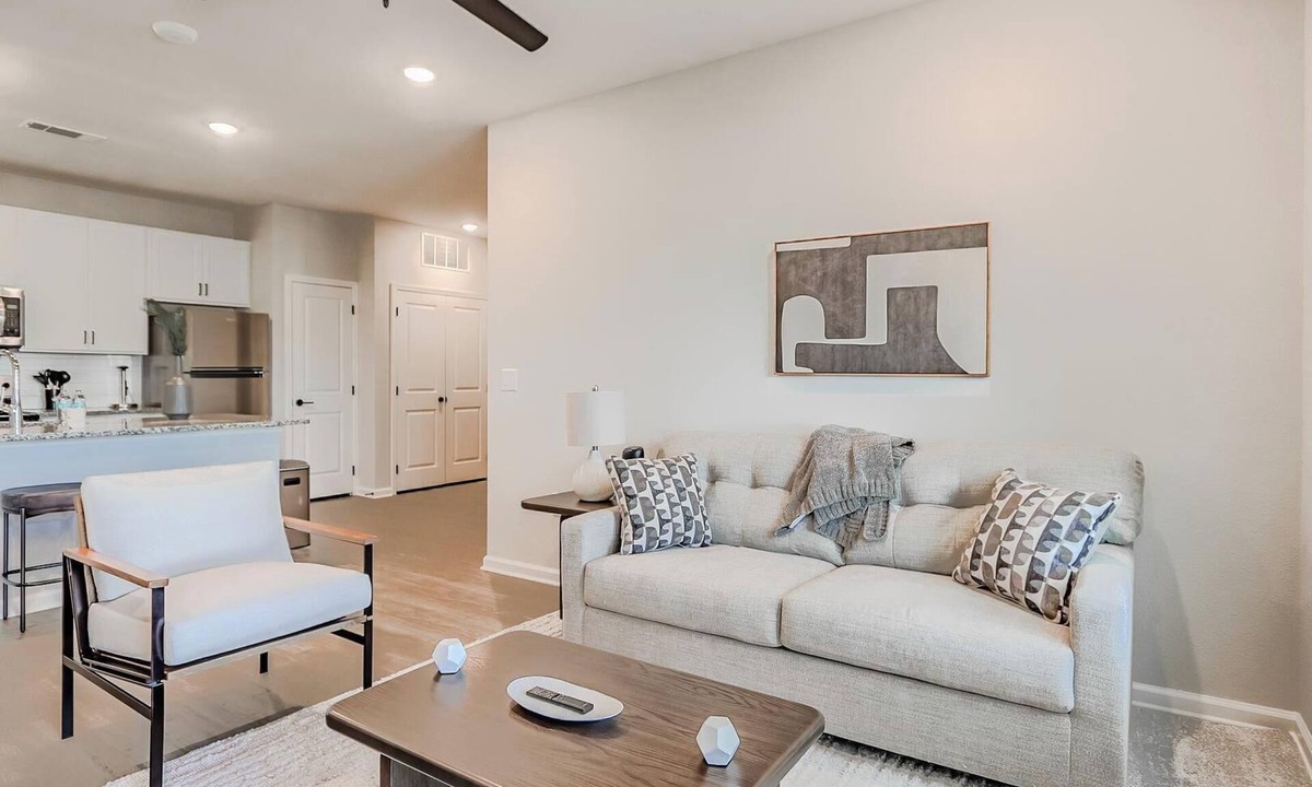 San Marcos Apartment | Landing | Amazing 1BD, Pool, Clubhouse
