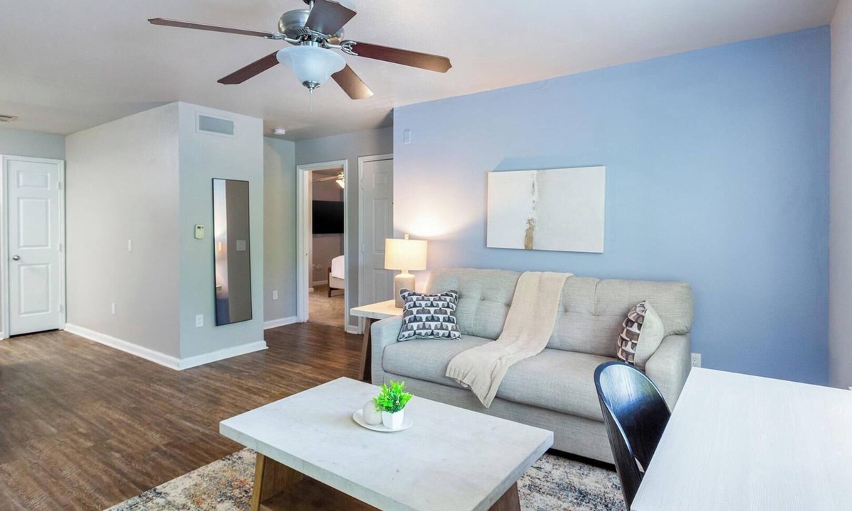 Tallahassee Apartment | Landing | Beautiful 2BD, Gym, Clubhouse