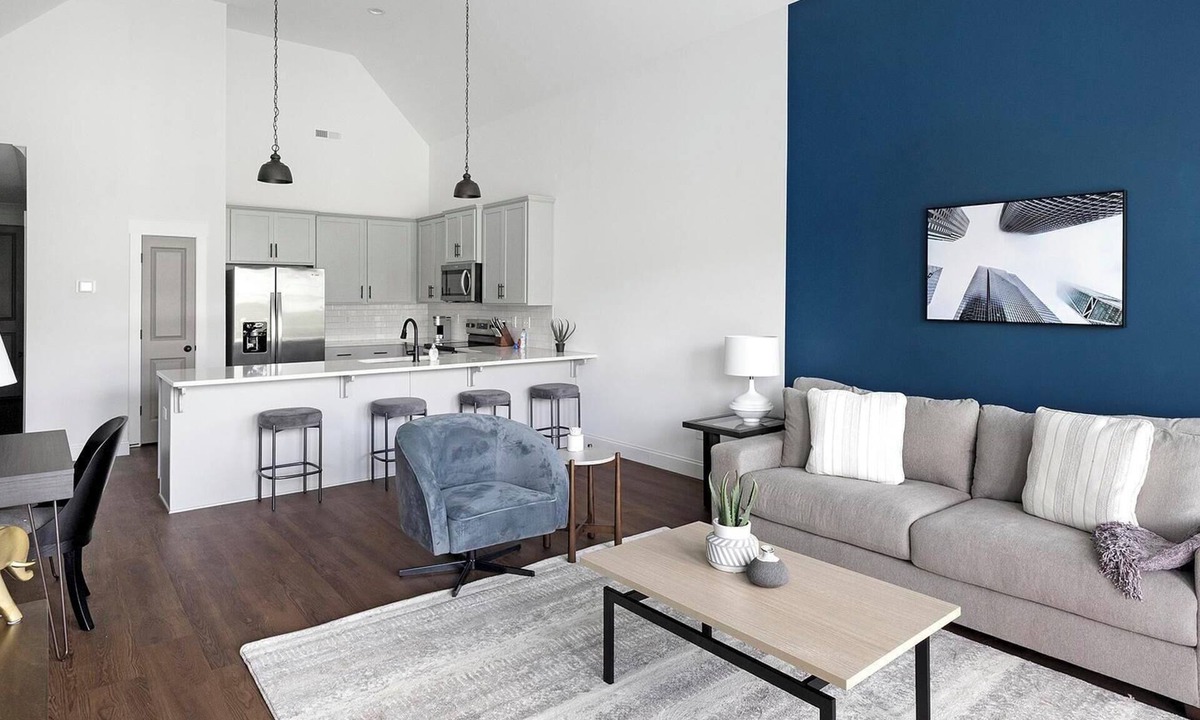 Athens Apartment | Landing | Stunning 2BD, Clubhouse, Gym