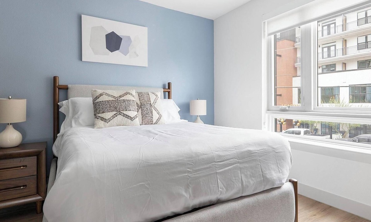 MLK Apartment | Landing | Stunning Studio, Gym, Rooftop Lounge