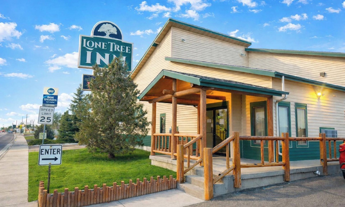 Sidney Hotel | Lone Tree Inn