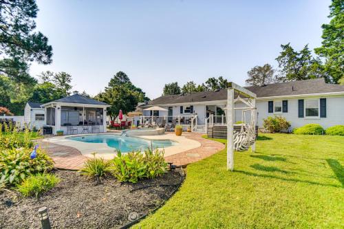Portsmouth House | Luxe Lakefront Portsmouth Home: Fish, Swim & Play!
