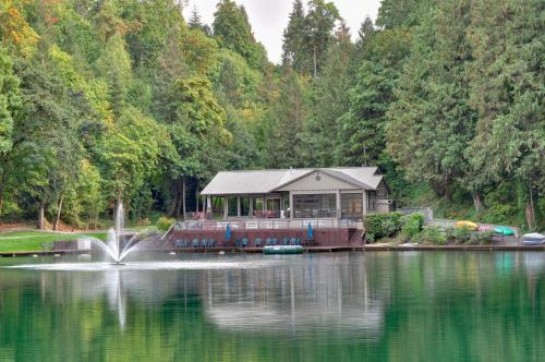 Ridgefield House | Luxurious Waterfront Retreat w/Private Pond!