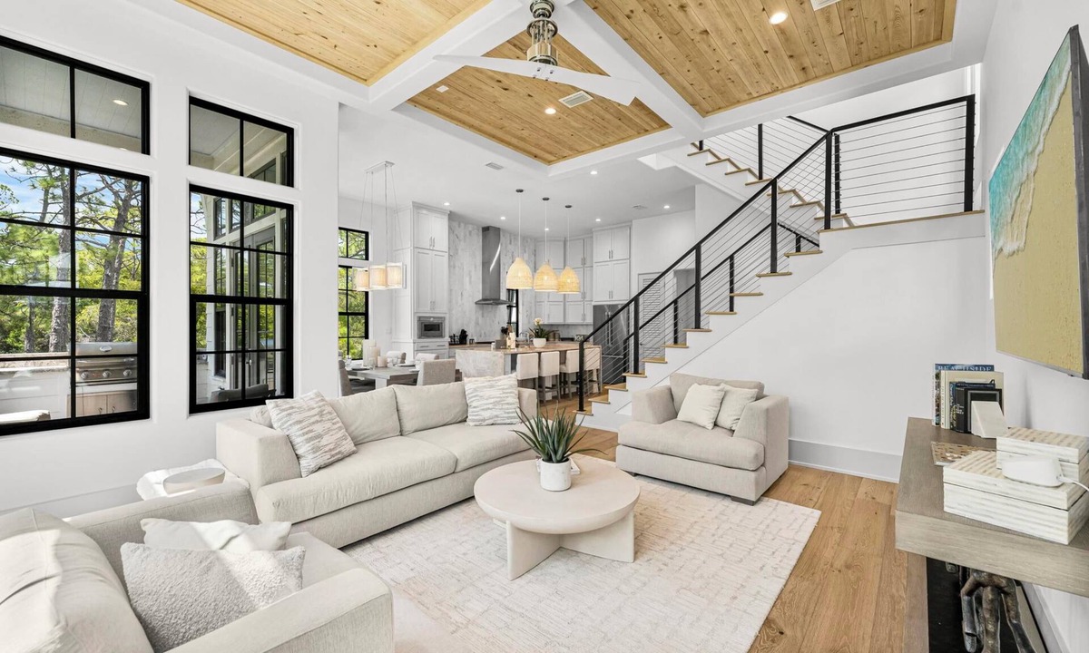 Treetop House | Mia's Beach House at Treetop- Stunning New Home on 30A! Sleeps 8, Community Pool
