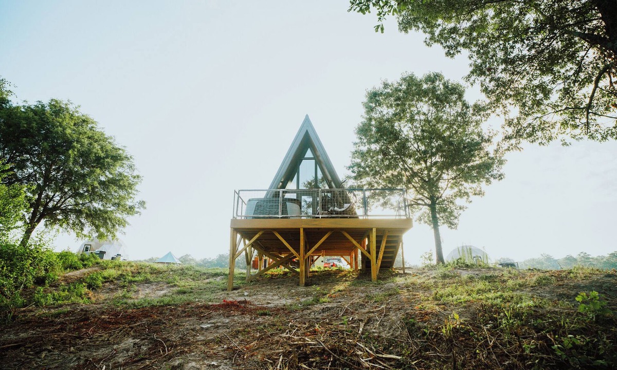 Cedar Bluff Resort | Modern A-Frame Cabin: Hot Tub, TV, & Lake Views