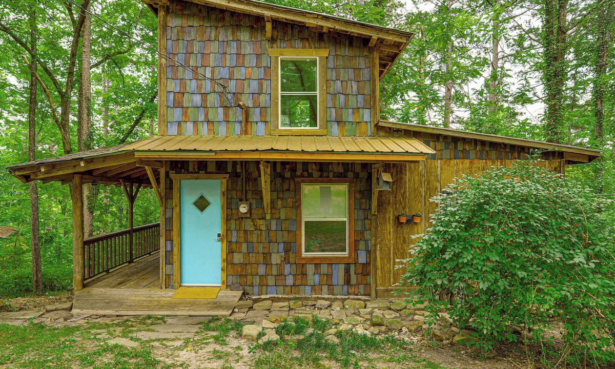 Mountain View Cabin | Mountain View Cabin: Music, Crafts & Shopping!