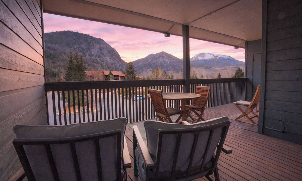 Frisco Condo | Mountainside Mt. Royal Condo - Stunning Views, Great Year-Round Location!