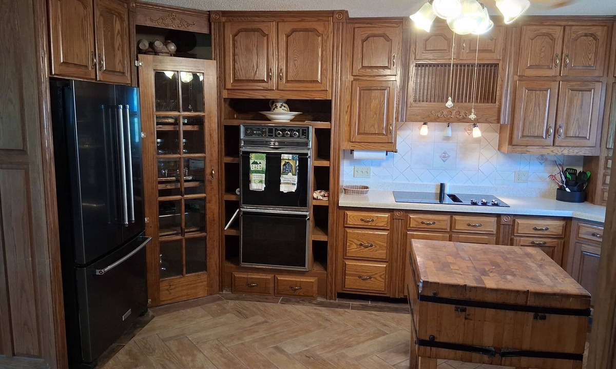 Iola House | Nature Lovers' Retreat! Ride, Bike, Fish: 3BR Ranch Home with Lake and Trails!