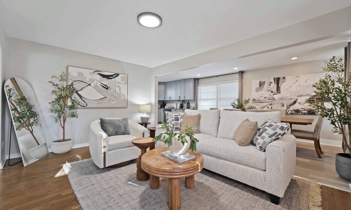 Homewood House | Near Casino with Arcade LCP Collection