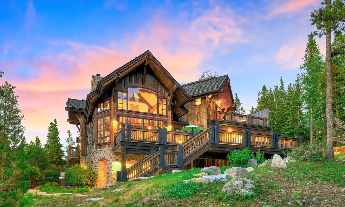 Peak 8 Villa | NEW Chalet du Soleil -The Sun at Shock Hill. 3.5 Acres in the Be 22034