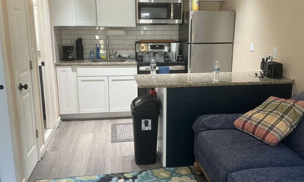 White Lake Apartment | New furnished studio in charming White Lake Mi Full kitchen 1 bed and 1 bath