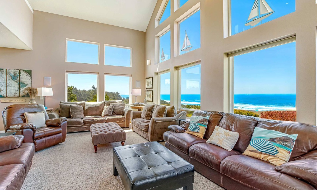Cloverdale House | Ocean and Mountain View Home with Private Hot Tub Pool Table Deck Fast WiFi