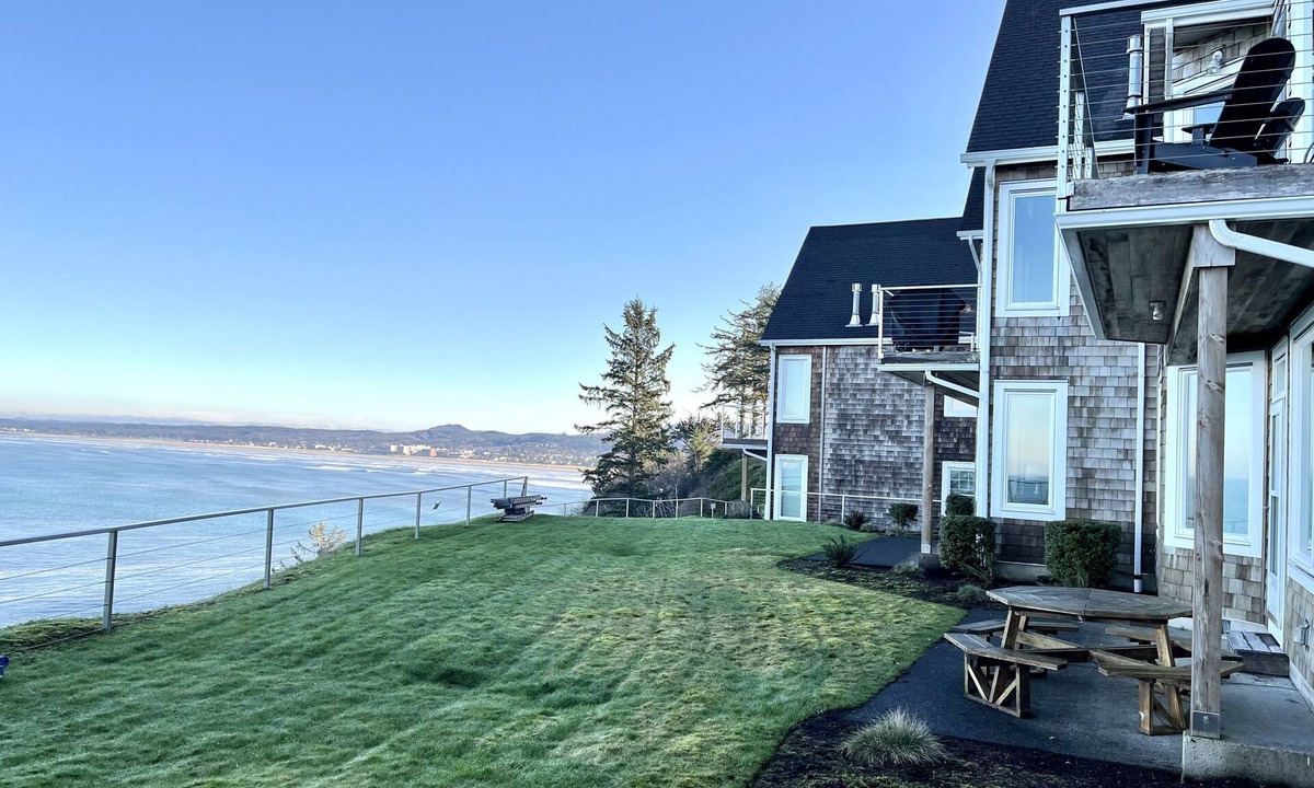 Seaside Condo | Ocean front view in a gated community: Newly updated/added bedroom