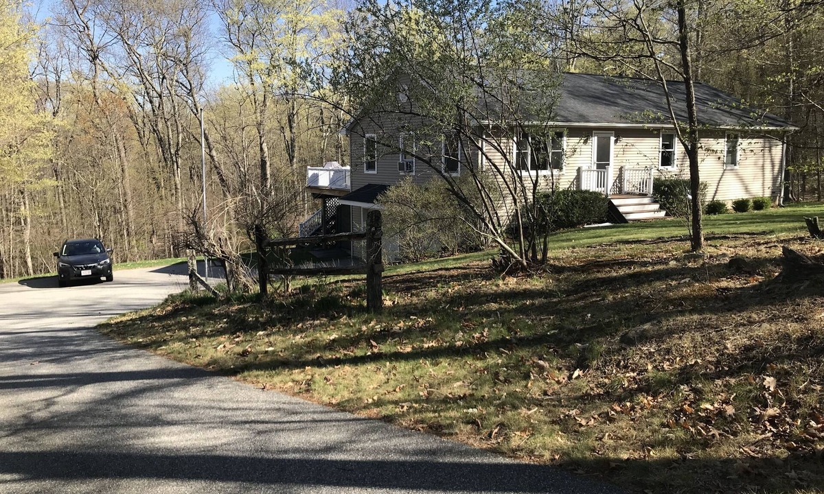 Storrs House | One month minimum. Great for visiting professors or traveling nurses.