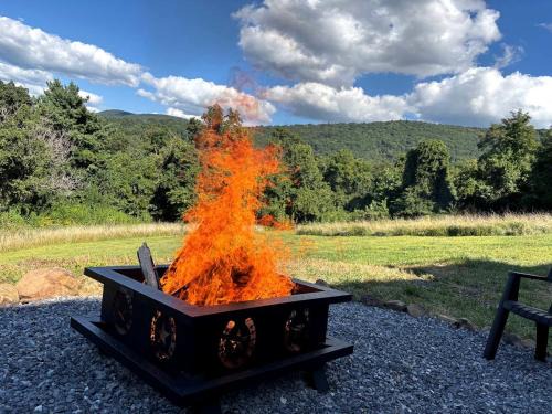 Rileyville House | Peaceful Log Cabin on Private Acres with Creek & Pond in Rileyville, Virginia