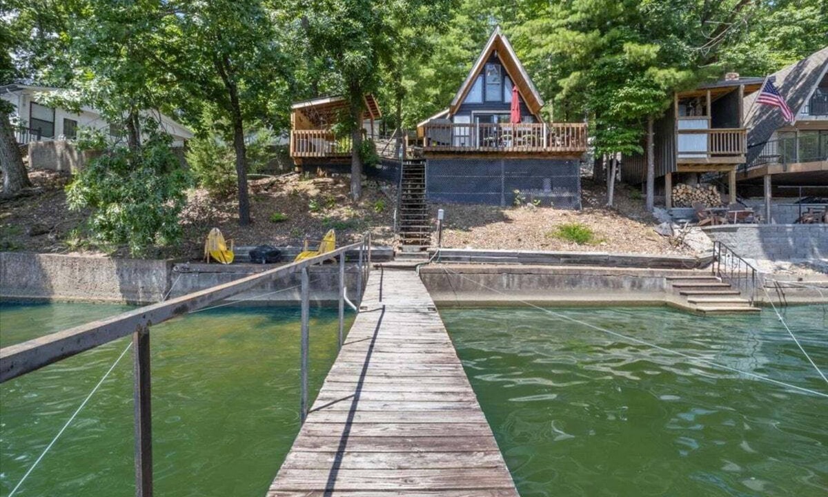 Rocky Mount House | Pet Friendly A Frame w/Private Dock & Great Lake Views