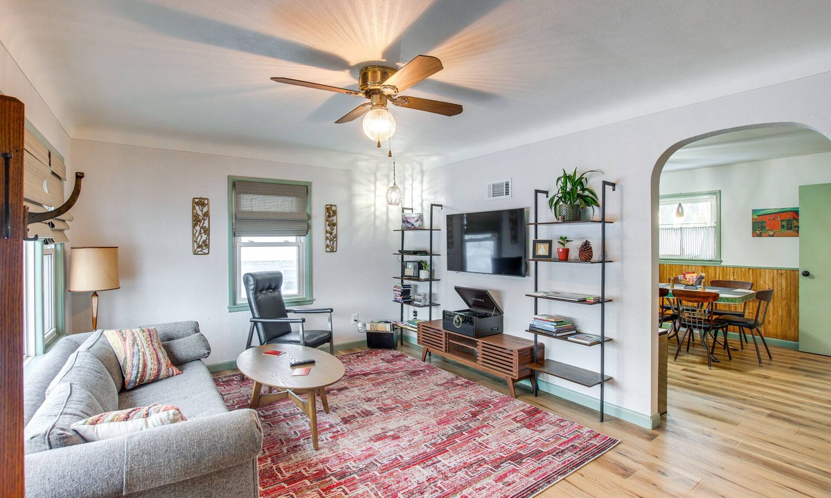 Hiawatha House | Pet-Friendly Hiawatha Retreat w/Private Yard!