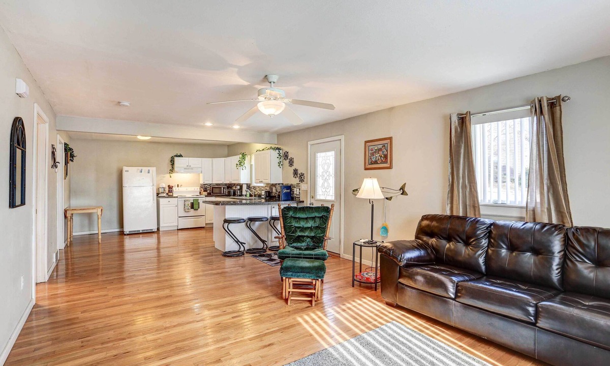 Pierre House | Pierre Vacation Rental w/Grill & Fenced Yard