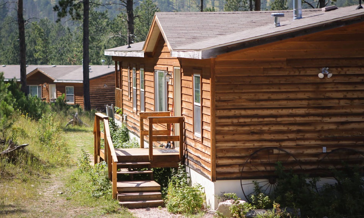 Custer Cabin | Ponderosa Cabin with Private Hot Tub - Near Mt Rushmore and Hills Attractions