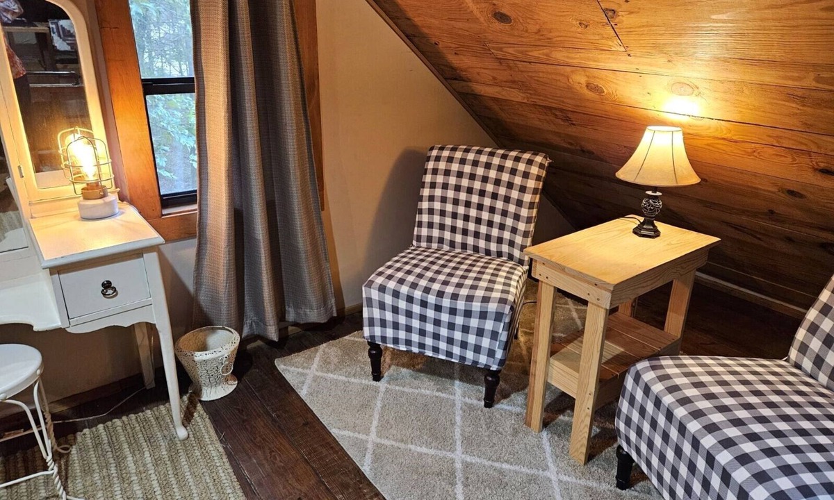 Everton Cabin | Private 3-bed open cabin in peaceful Everton with WiFi, AC