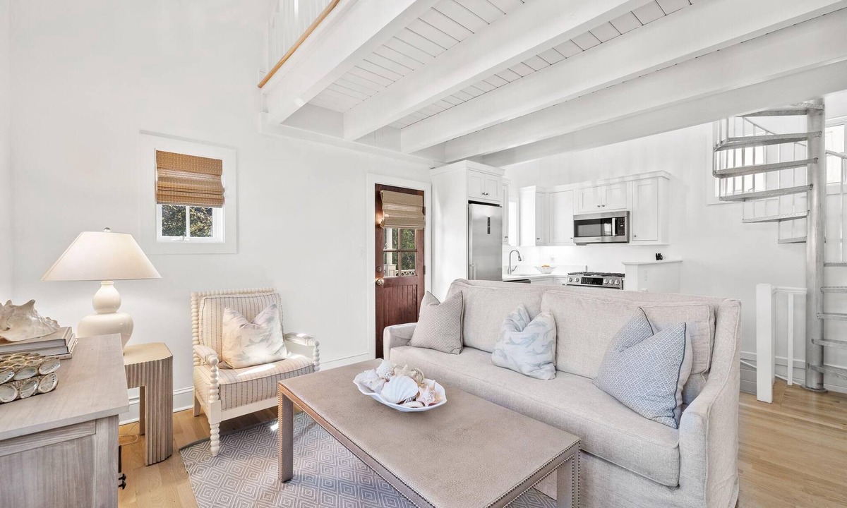 Rosemary Beach House | PRIVATE BEACH/POOL ACCESS-Pristine Condition-Close to Town Center/Beach-2 Bikes