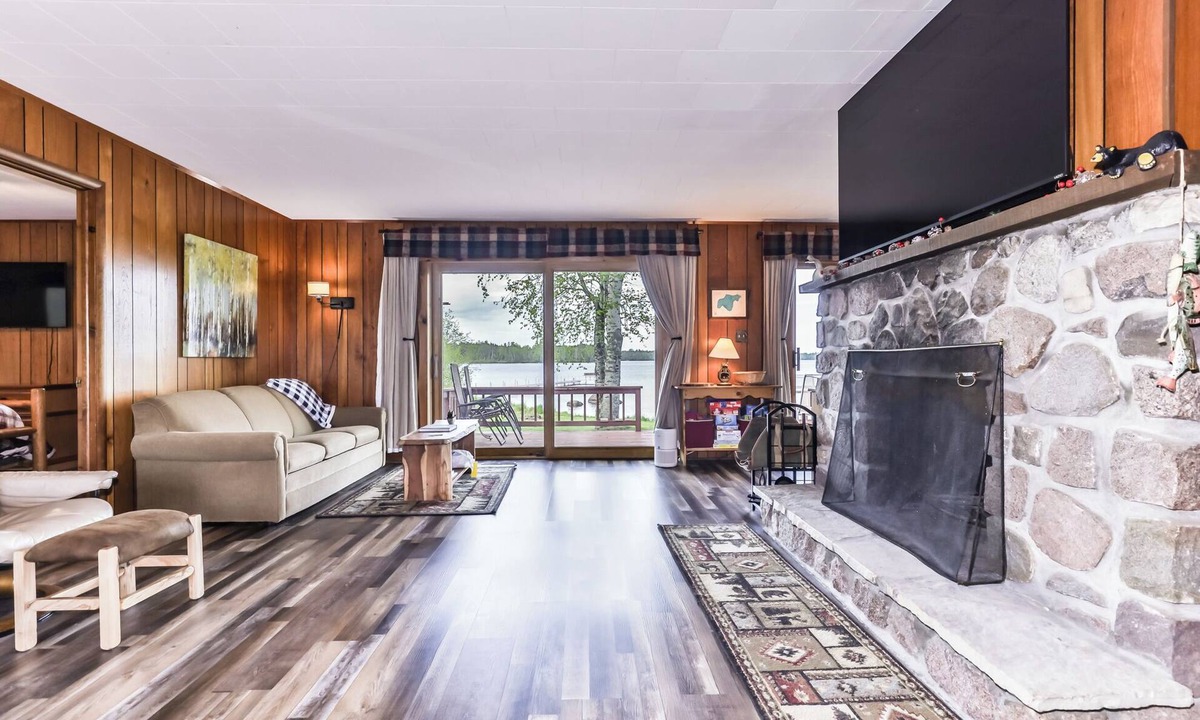 St Germain House | Private, Pet Friendly Vacation Home on Lost Lake