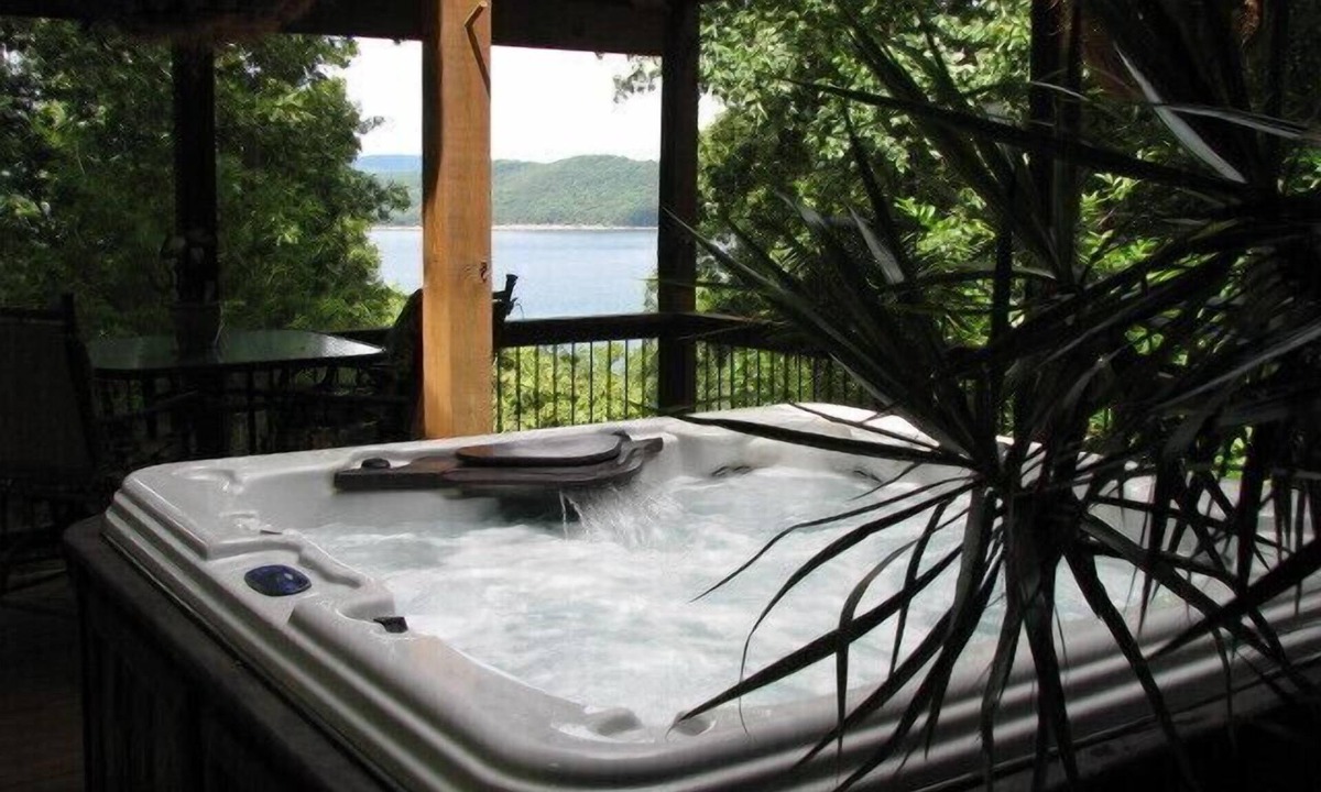 Sylvan Shores House | Quiet, Private, Relaxing, With HOT TUB and Adventures
