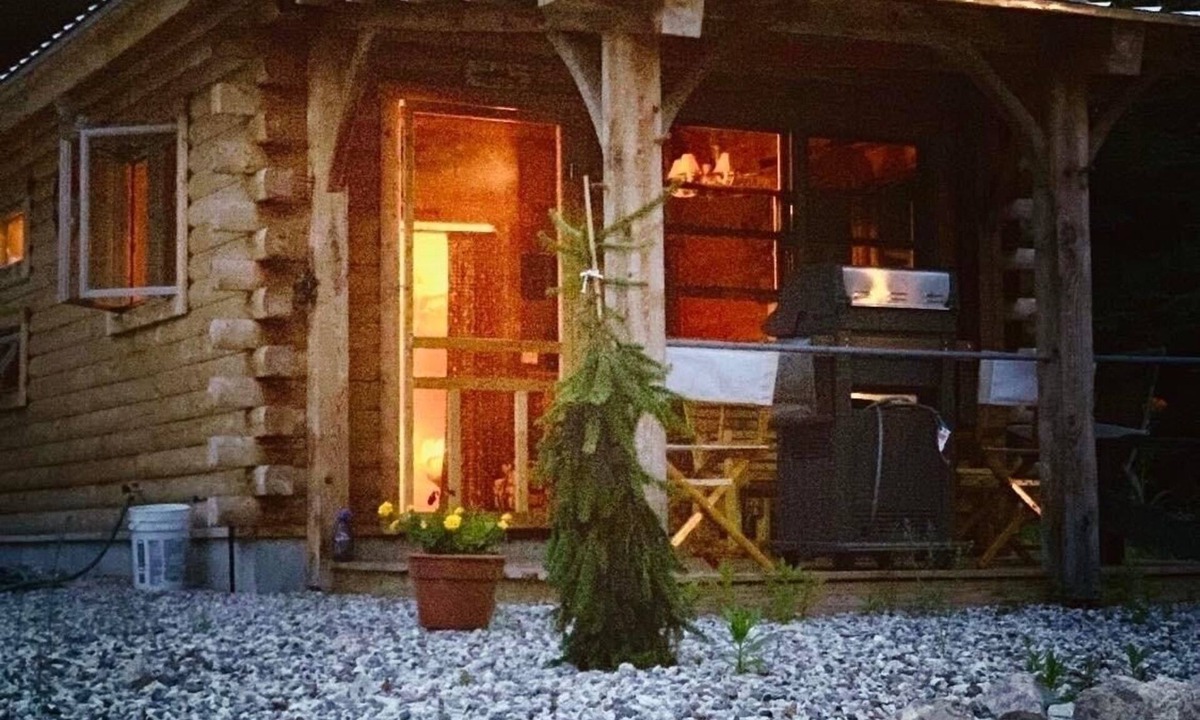 Denmark Cabin | Quintessential Trappers Cabin